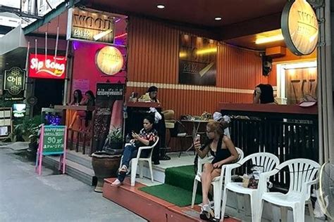 bj bars in thailand|Welcome To Wood Bar Bangkoks only Business class BJ Bar